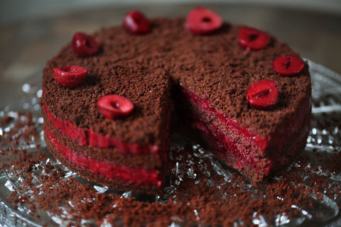 Tortas "Vyšnia šokolade" be gliuteno, be pieno, be cukraus
