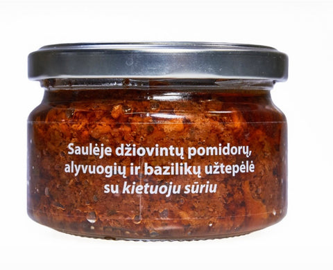 Saulėje džiovintų pomidorų, alyvuogių ir bazilikų užtepėlė su kietuoju sūriu, 190g